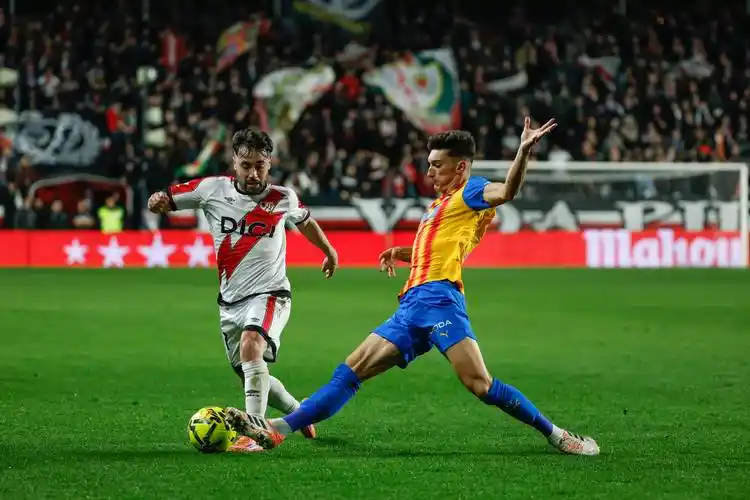 法国乙级联赛：格勒诺布尔 VS 巴黎FC